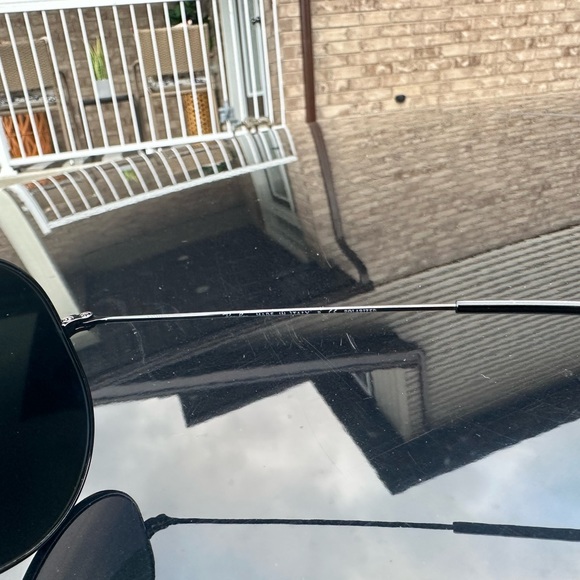 Ray ban polarized sunglassess - Picture 7 of 10